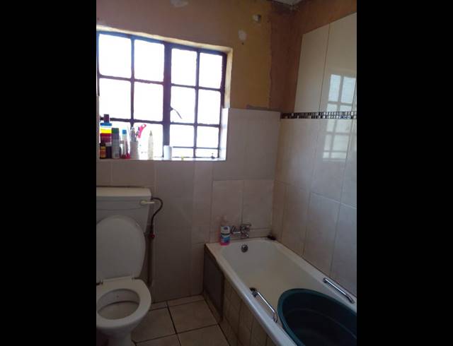 3 BEDROOM HOUSE FOR SALE IN SOSHANGUVE GG